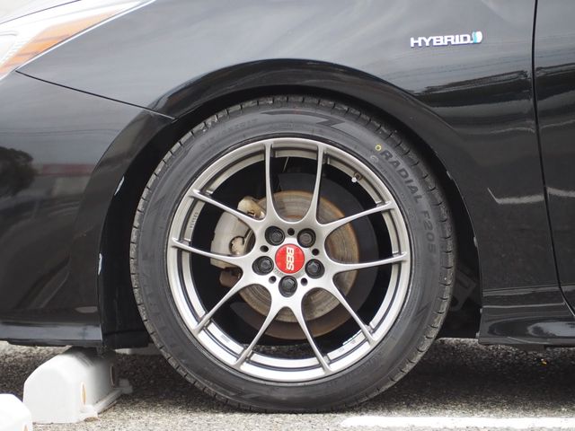 TOYOTA PRIUS 2016 Image 31