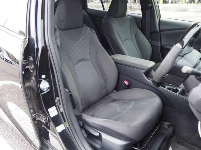 TOYOTA PRIUS 2016 Image 31