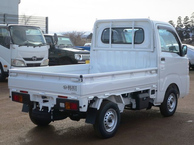 DAIHATSU HIJET TRUCK 4WD 2025 Image 31