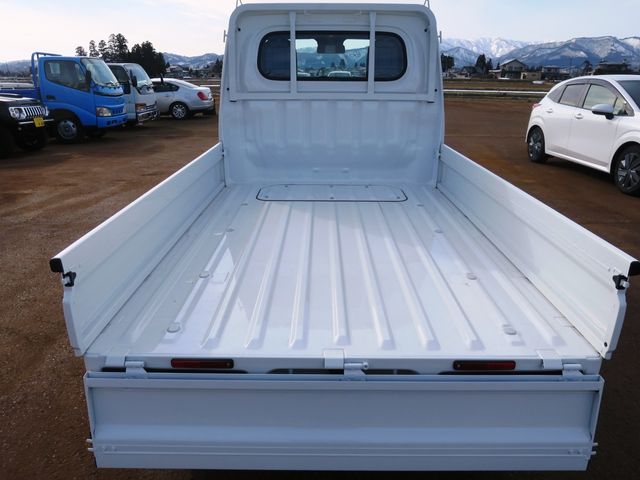 DAIHATSU HIJET TRUCK 4WD 2025 Image 31