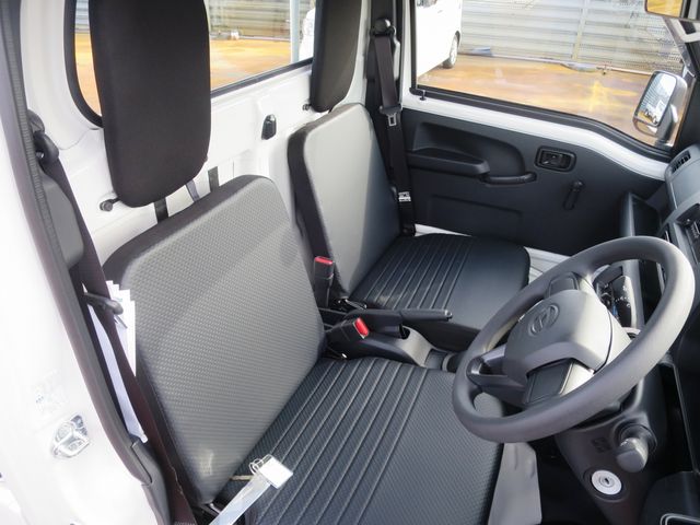 DAIHATSU HIJET TRUCK 4WD 2025 Image 31