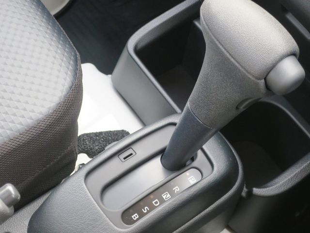 DAIHATSU HIJET TRUCK 4WD 2025 Image 31