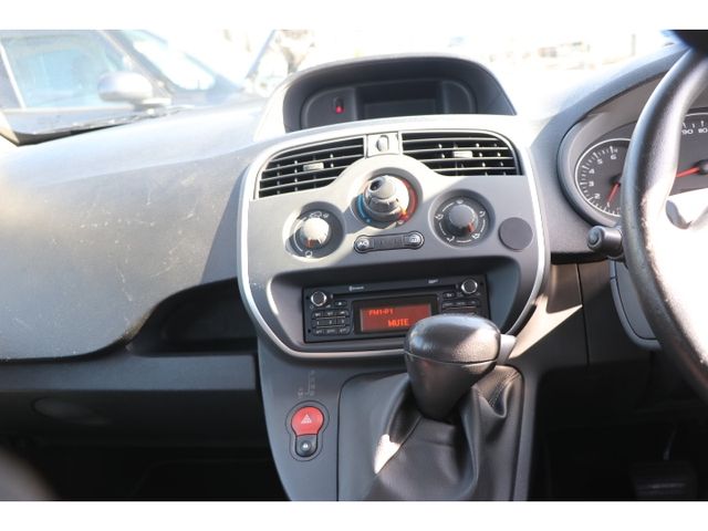 RENAULT KANGOO 2015 Image 31