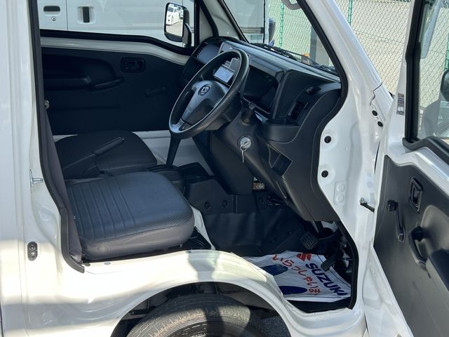 DAIHATSU HIJET TRUCK 4WD 2020 Image 31