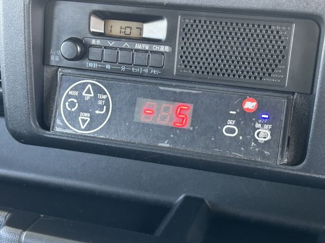 DAIHATSU HIJET TRUCK 4WD 2020 Image 31