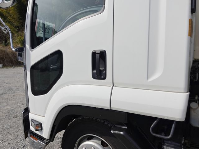 ISUZU FORWARD 2012 Image 31