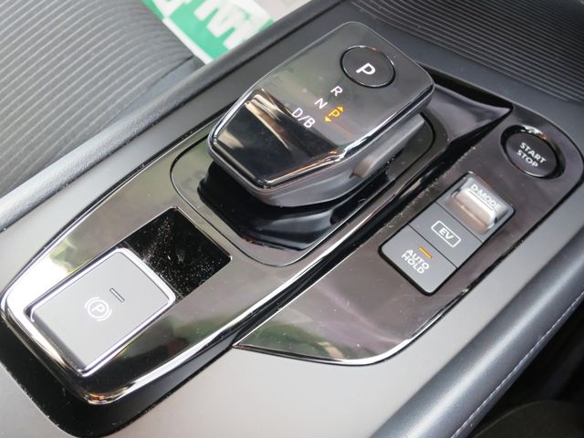 NISSAN NOTE 4WD 2023 Image 31