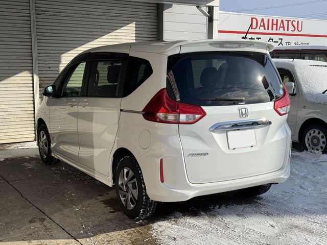 HONDA FREED 4WD 2017 Image 31