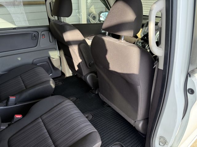 HONDA FREED 4WD 2017 Image 31