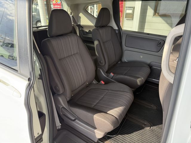 HONDA FREED 4WD 2017 Image 31