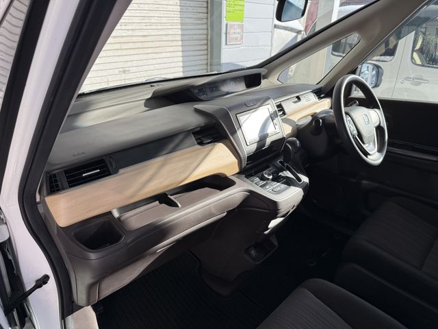 HONDA FREED 4WD 2017 Image 31