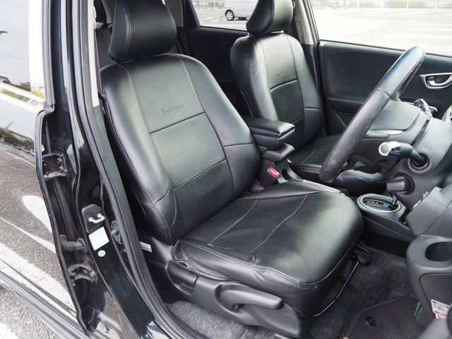 HONDA FIT HYBRID 2012 Image 31