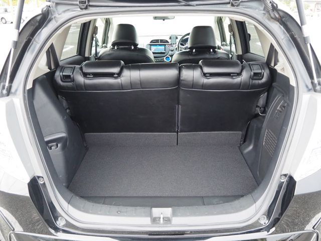 HONDA FIT HYBRID 2012 Image 31