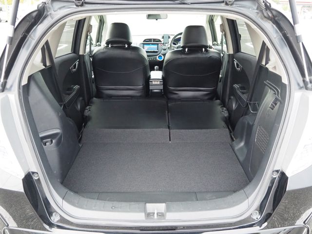 HONDA FIT HYBRID 2012 Image 31