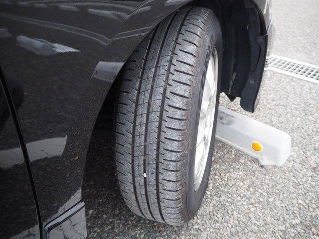 HONDA FIT HYBRID 2012 Image 31