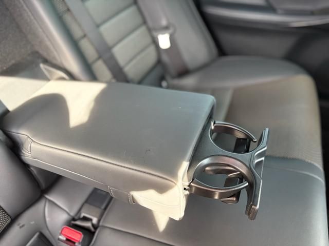 TOYOTA LEXUS IS300H 2023 Image 31