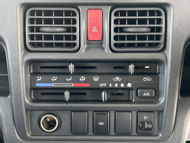 SUZUKI CARRY TRUCK 4WD 2016 Image 31