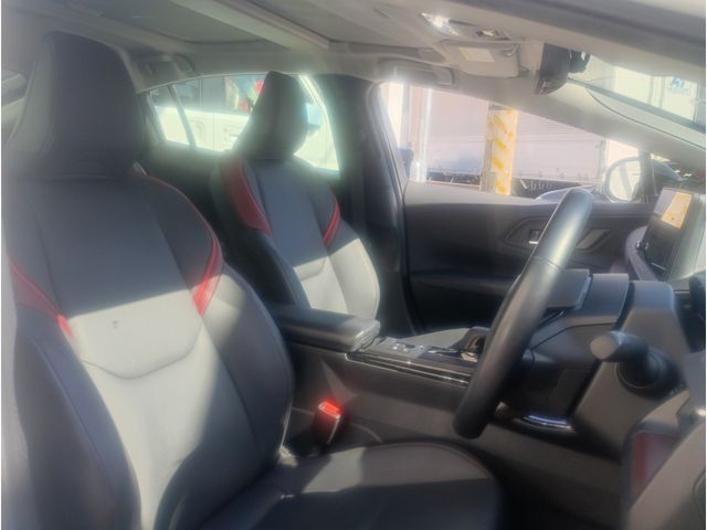 TOYOTA PRIUS PHV 2023 Image 31