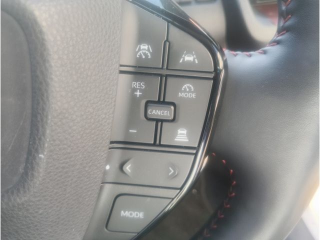 TOYOTA PRIUS PHV 2023 Image 31