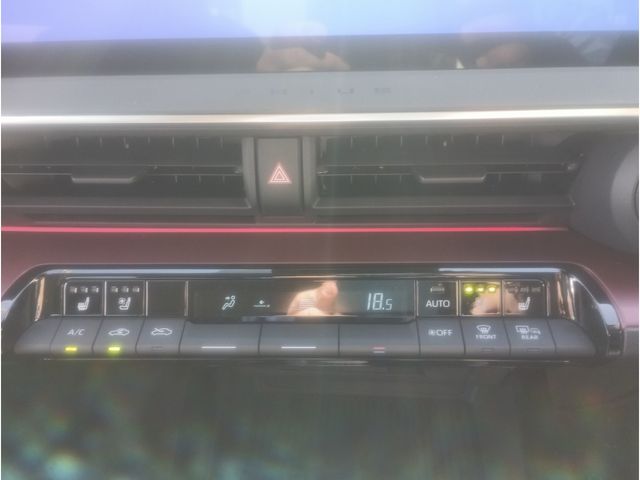 TOYOTA PRIUS PHV 2023 Image 31