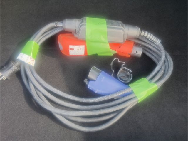 TOYOTA PRIUS PHV 2023 Image 31