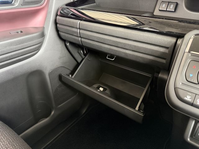 SUZUKI SPACIA CUSTOM 4WD 2023 Image 31