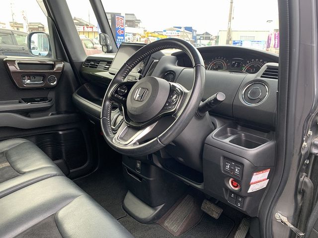 HONDA N BOX CUSTOM 4WD 2019 Image 31