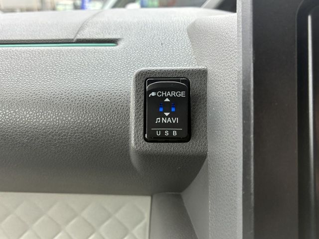 DAIHATSU TANTO 2020 Image 31