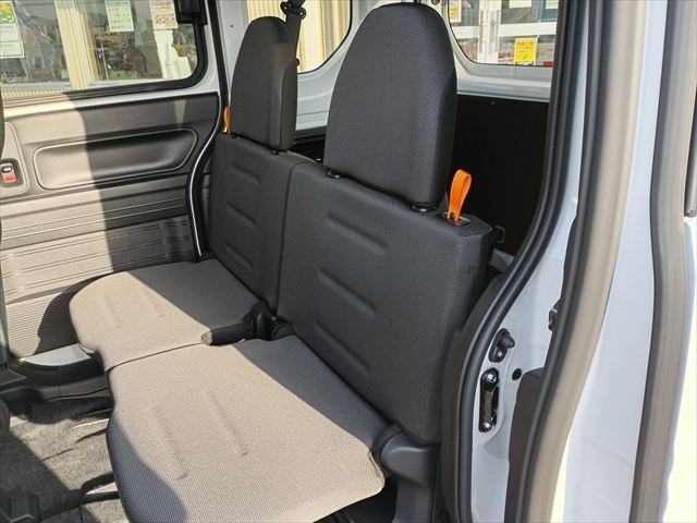 HONDA N-VAN 2025 Image 31