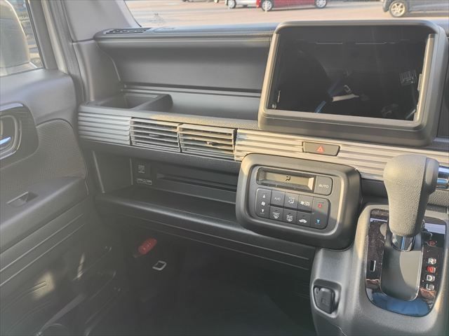 HONDA N-VAN 2025 Image 31