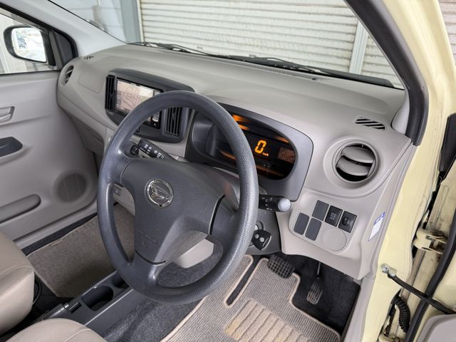 DAIHATSU MIRA E:S 4WD 2013 Image 31