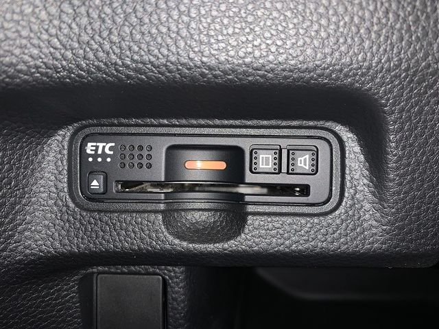 HONDA N BOX CUSTOM 2018 Image 31