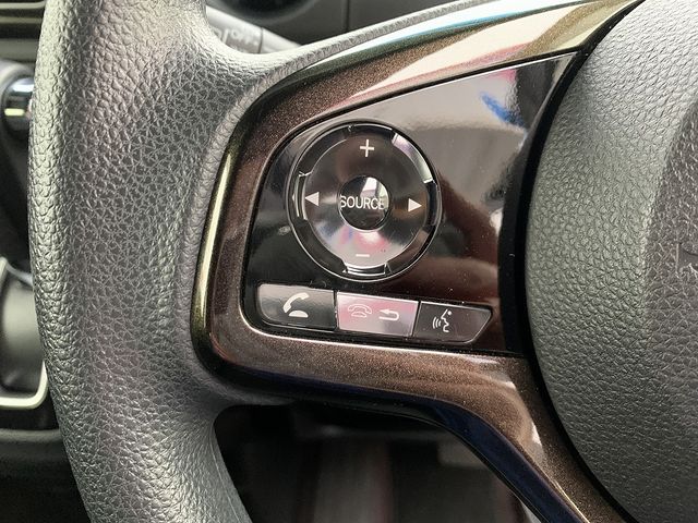 HONDA N BOX CUSTOM 2018 Image 31