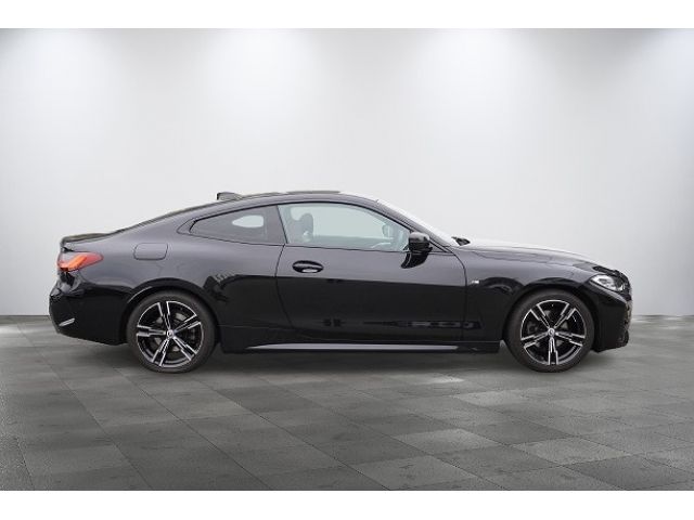 BMW 4SERIES COUPE 2023 Image 31