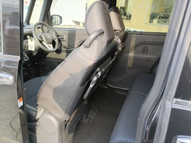 DAIHATSU TANTO CUSTOM 2023 Image 31