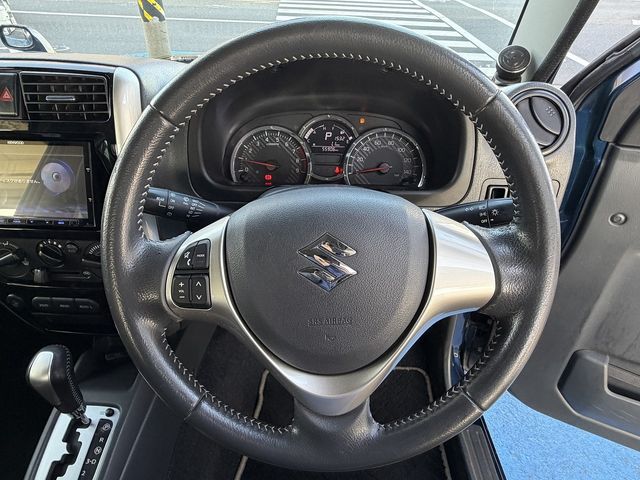 SUZUKI JIMNY 4WD 2015 Image 31