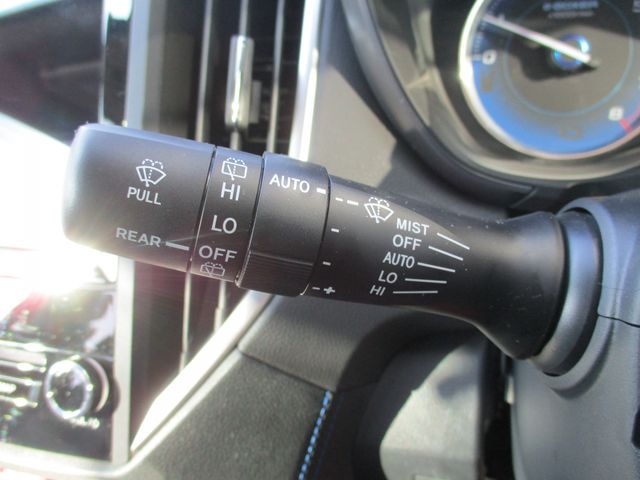 SUBARU XV HYBRID 2019 Image 31