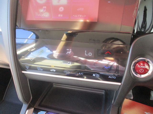 HONDA SHUTTLE HYBRID 2015 Image 31