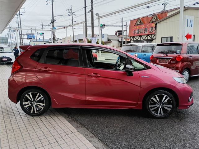 HONDA FIT HYBRID 2017 Image 31