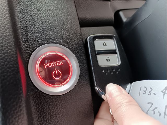 HONDA FIT HYBRID 2017 Image 31