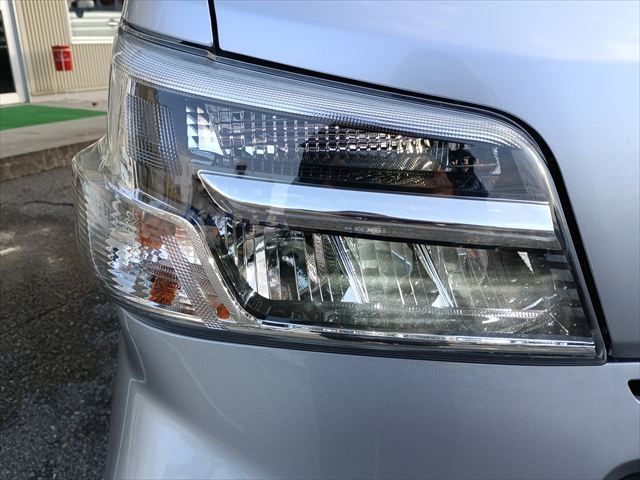 DAIHATSU HIJET CARGO 4WD 2020 Image 31