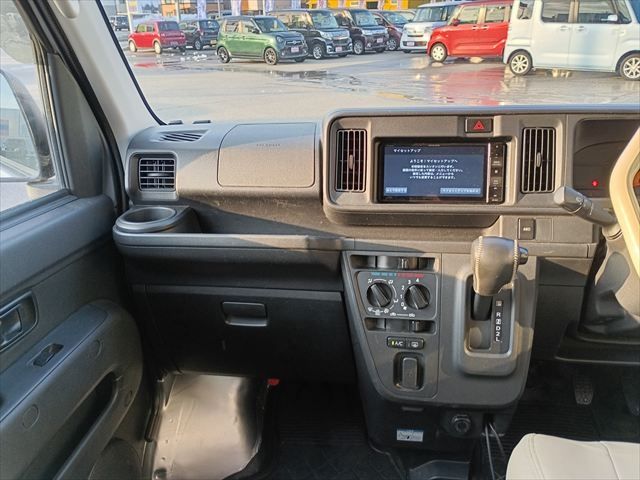 DAIHATSU HIJET CARGO 4WD 2020 Image 31