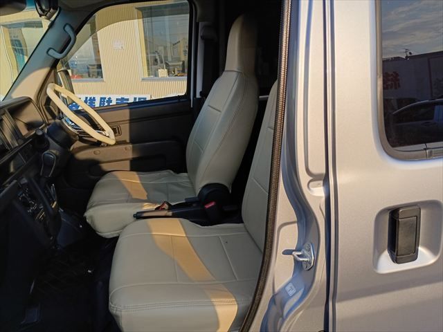 DAIHATSU HIJET CARGO 4WD 2020 Image 31