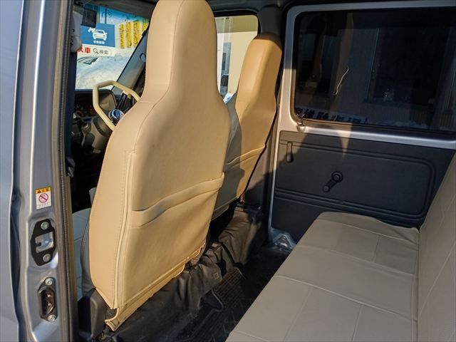 DAIHATSU HIJET CARGO 4WD 2020 Image 31