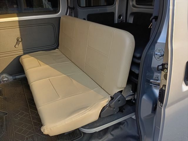 DAIHATSU HIJET CARGO 4WD 2020 Image 31