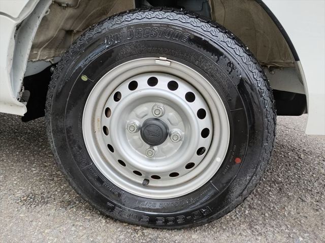 DAIHATSU HIJET TRUCK 4WD 2022 Image 31