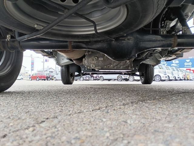 DAIHATSU HIJET TRUCK 4WD 2022 Image 31