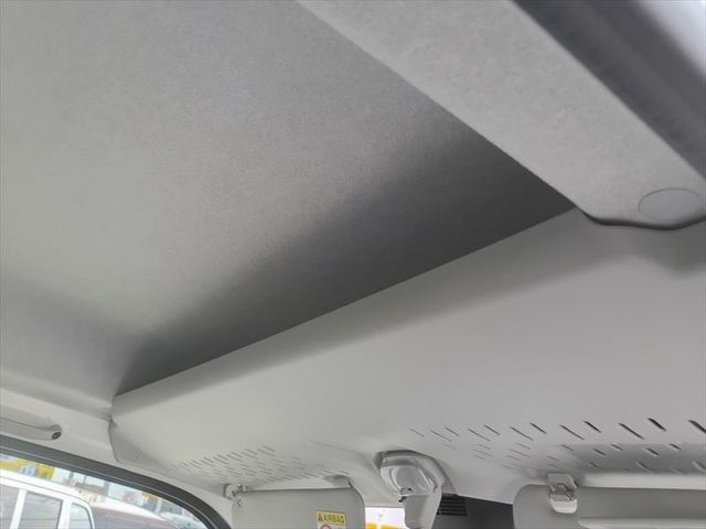 DAIHATSU HIJET TRUCK 4WD 2022 Image 31