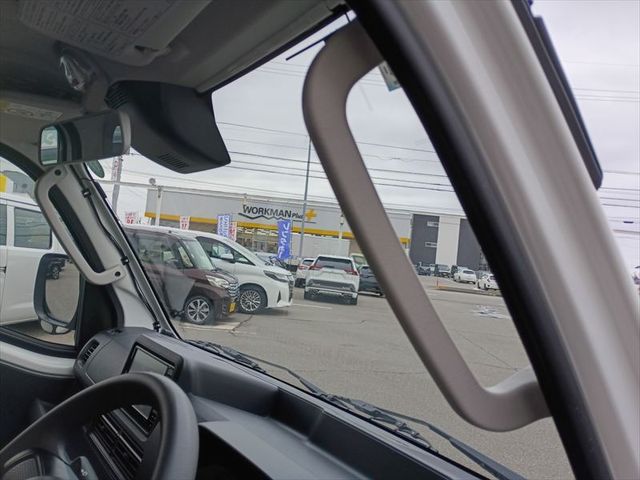 DAIHATSU HIJET TRUCK 4WD 2022 Image 31