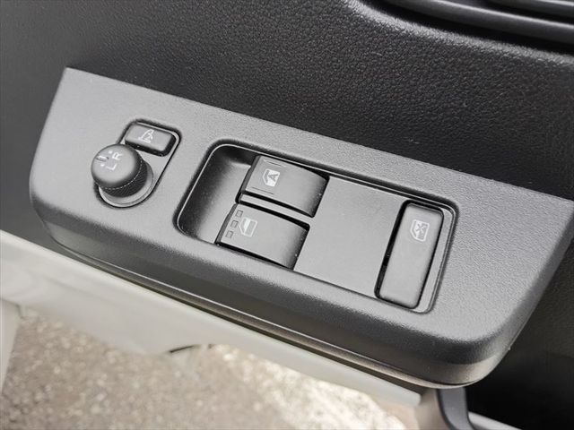 DAIHATSU HIJET TRUCK 4WD 2022 Image 31